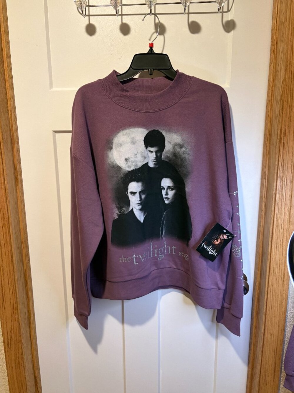 Twilight Saga Edward Bella Jacob Rhinestone Y2K Sweatshirt Purple Medium NWT